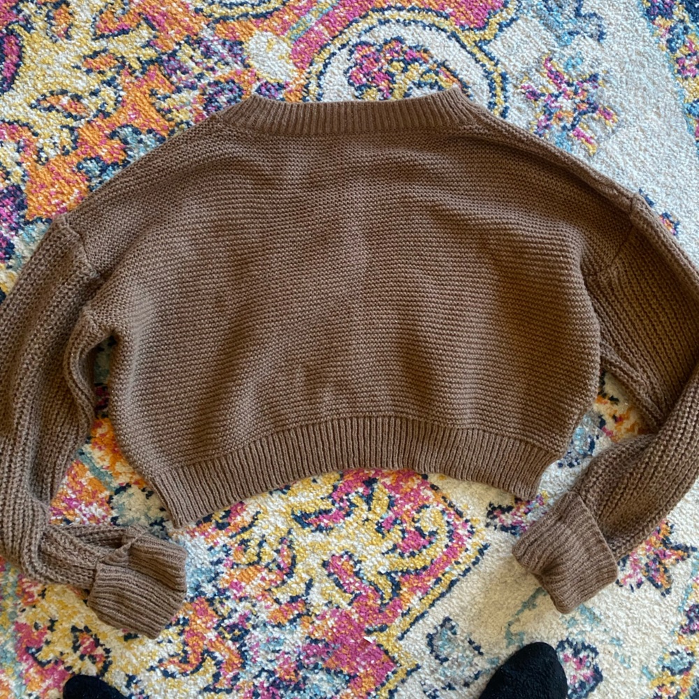 Commense Brown V-Neck Cropped Ribbed Sweater - Picture 3 of 3